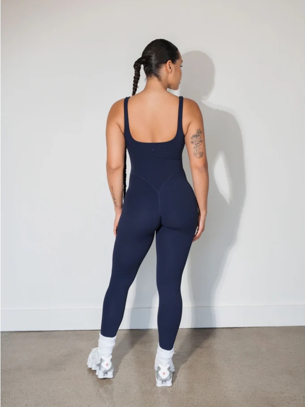 Vitality Cloud ll Jumpsuit Size S Oxford Navy Blue V-Neck Contouring Snatched - Picture 4 of 12